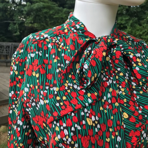 Vintage Dresses & Skirts - Vintage shirt & skirt combo w/ tulip flowers